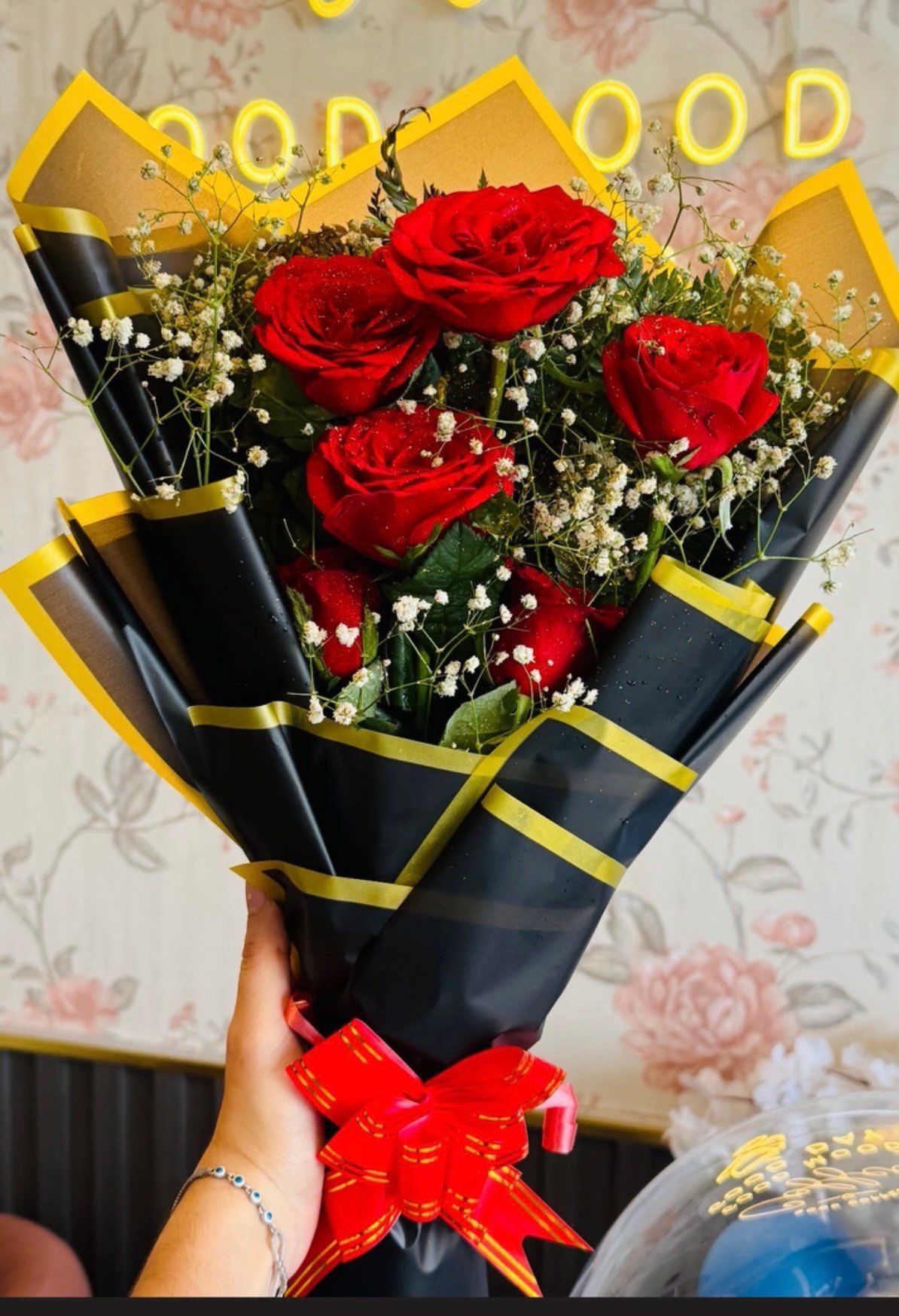Real red rose bouquet